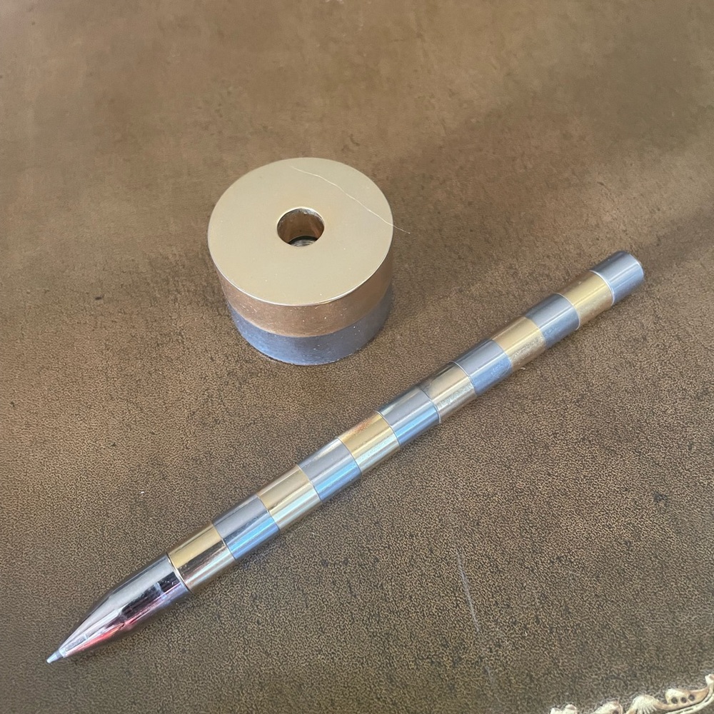 Gucci Vintage Gold and Silver Tone Desk Pen